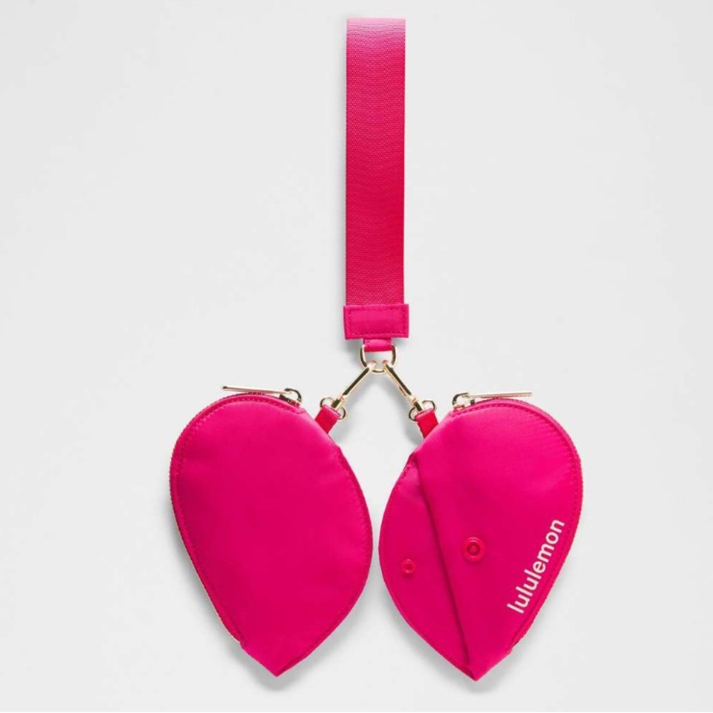 Lululemon Dual Pouch Wristlet Heart NWT Passionate / Gold pink - Picture 2 of 8
